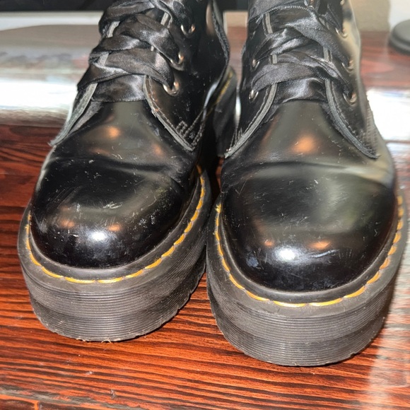 US MENS 7 Dr. Martens Black Leather Platform Lace-Up Boots with Satin Laces - Picture 6 of 14